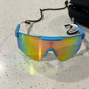 Fun party glasses never worn